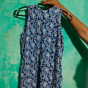 Blue Floral Sleeveless Kurta