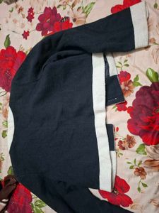 Chic Black &amp; White Cropped Jacket