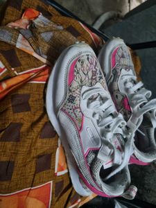 Stylish Puma White Sneakers