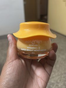 Dot & Key Super Bright Moisturizer