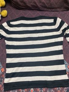 Chic Striped V-Neck Sweater