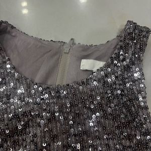 H&amp;MSparkly Sequin Halter Neck Top