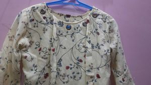 Cream Floral Print top