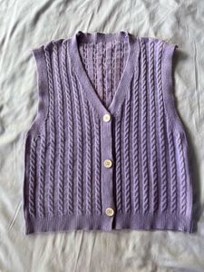 Lavender Cable Knit V-Neck Vest
