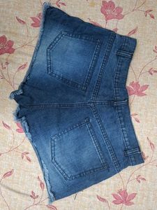 denim blue shorts