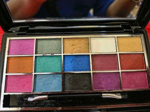 🔥 Miss Claire 15 shades Eyeshadow Kit makeup