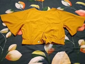 Harpa Crop Top