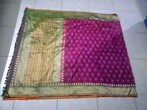 Beautiful Banarsee Kanchivaram hybrid saree
