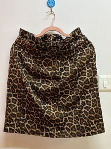 Stylish Leopard Print Mini Skirt