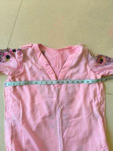 Embroidered Kurta Set Of 3 🦩