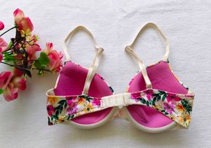 Victoria's secret  : Floral Print Padded inner