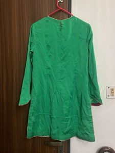 Elegant Green Kurta with pharsi salwar