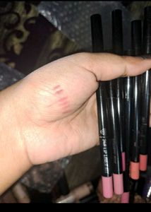 Lip Liner Pencil Set