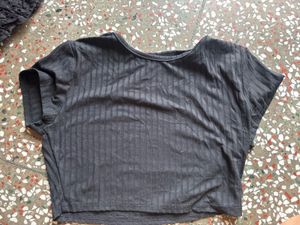Ribbed Black Cropped Top