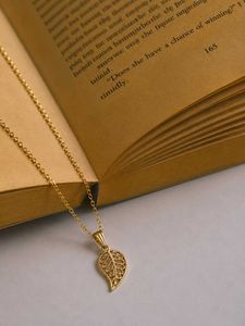 Gold Leaf Pendant Necklace