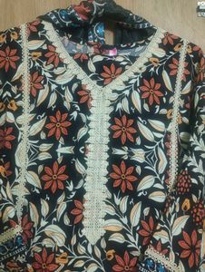 Pakistani Stylish Printed Kurta set