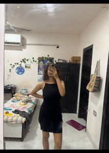 h&m black mini dress