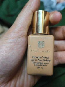 Estee Lauder Double Wear Foundation