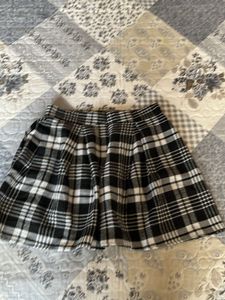 URBANIC Plaid Pleated Mini Skirt Size S