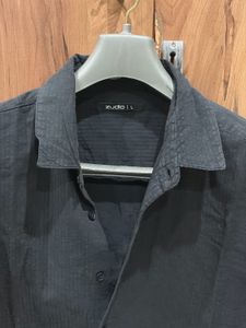 Men's Short Sleeve Button-Up Shirt