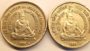 Set Of 2 Five Rupee Thiruvalluvar Coins