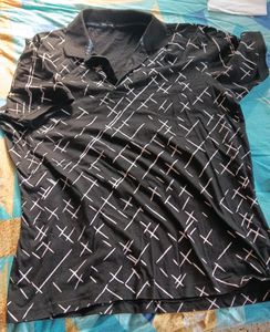 Black t shirt