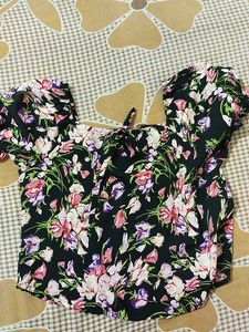 Floral Print Off-Shoulder Top