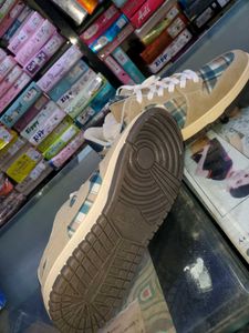 Nike -  SB Dunk Low Pro 'Cactus Jack