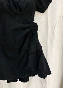 I. Chic Black Puff Sleeve Dress