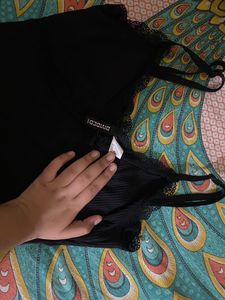 Chic Black Lace Trim dress