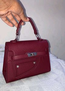 🍒Cherry red handbag -Mini🤌🏻