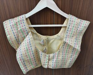 Fitted Cream Blouse for Plain Saree