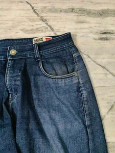 Denim Jeans - Classic Comfort