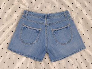 Cute Light Wash Denim Shorts