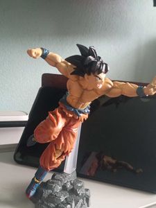Goku Dragon Ball Levitating 20 Cm