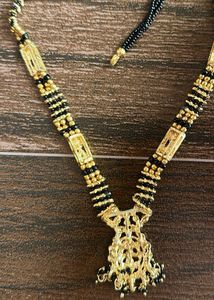 Elegant Gold Mangalsutra