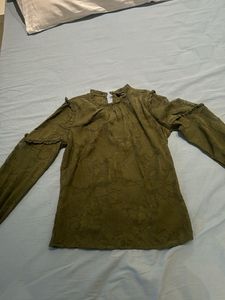 Chic Olive Green Textured Long Sleeve Top - XS