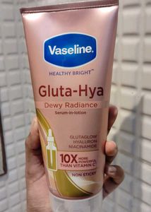 Vaseline Healthy Bright Gluta-Hya Serum-in-lotion