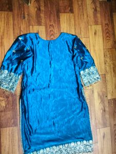 😍Stunning Teal Embroidered Kurta Set