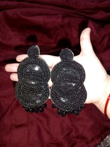 Very Beautiful Black Earrings