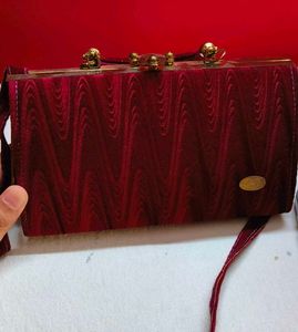 Vintage Velvet Clasp Handbag
