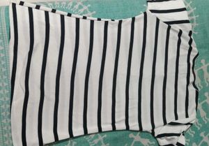 Abercrombie &amp; Fitch Striped Tee