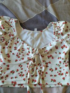 Floral Crop Top with Puff Sleeves