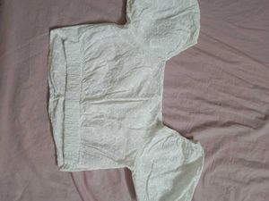 Chic White Eyelet Puff Sleeve Top