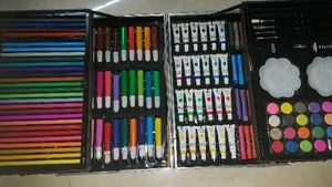 Art Supplies Set