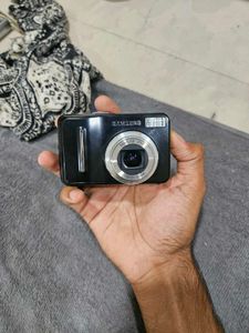 Samsung Digital Camera S1060
