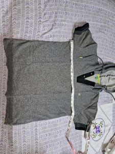 size XL Men's Grey Hooded Polo t-shirt