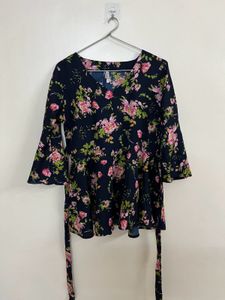 Chic Floral Print Bell Sleeve Top