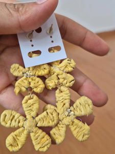 Handcrafted Yellow Floral earrings