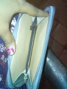 Stylish Grey Zippered Wallet